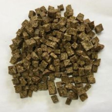 画像2: 最短賞味2026.5・フィールドエイト サーモンダイス50ｇ犬用おやつ 国産 無添加 fesdice50 (2)