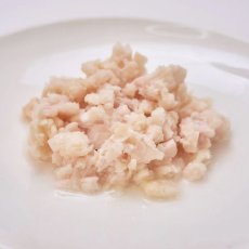 画像2: 最短賞味2027.8・ルイトモ なまずフレークレトルト 80g 犬猫用トッピング 低アレルゲン RUITOMO 無添加国産rui60317 (2)